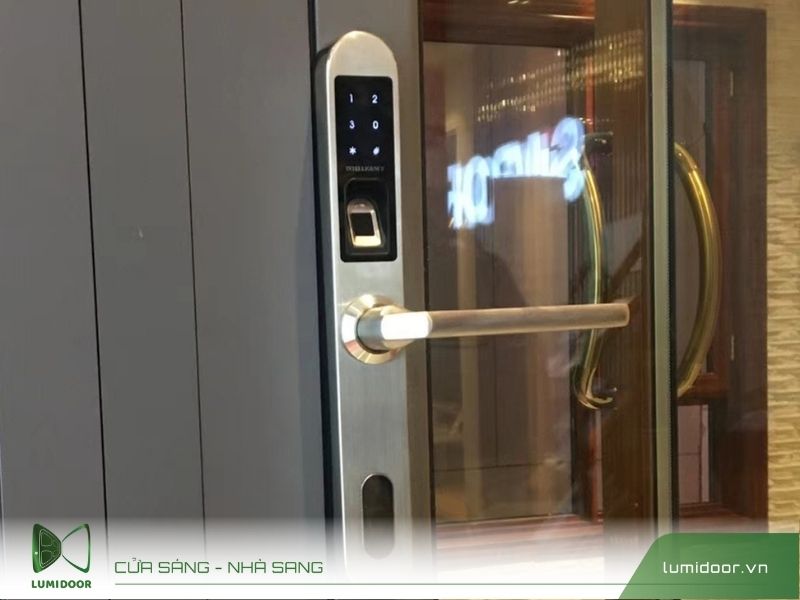 Ổ khóa cửa nhôm kính