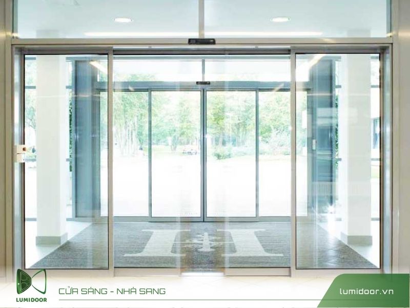 Cửa trượt xếp lớp tự động đẹp